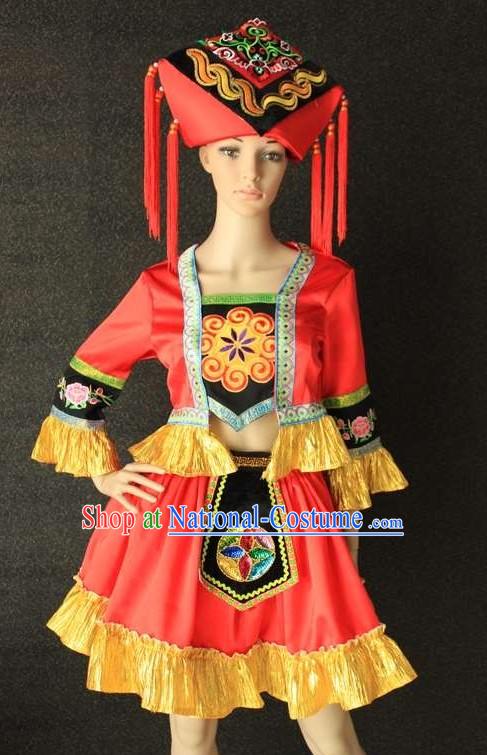 Traditional Chinese Zhuang Ethnic Clothing and Hat