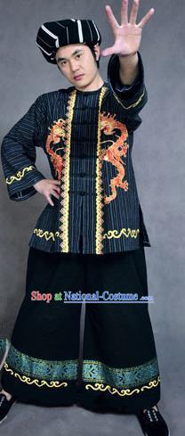 Traditional Chinese Miao Nationality Dancing Costume, Hmong Male Folk Dance Ethnic Dress, Chinese Minority Tujia Nationality Embroidery Costume for Men