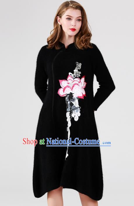 Chinese National Costume Cheongsam Embroidered Lotus Black Qipao Dress for Women