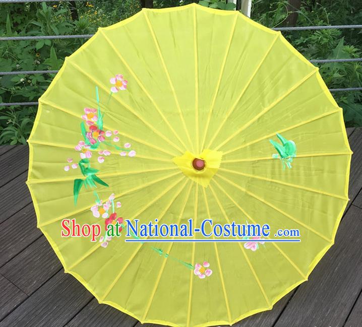 Traditional Chinese Folk Dance Umbrella Yellow Oil-Paper Umbrella for Women