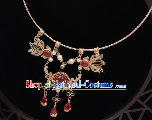 Chinese Handmade Ming Dynasty Hanfu Red Quartz Necklet Classical Jewelry Accessories Ancient Princess Golden Necklace for Women