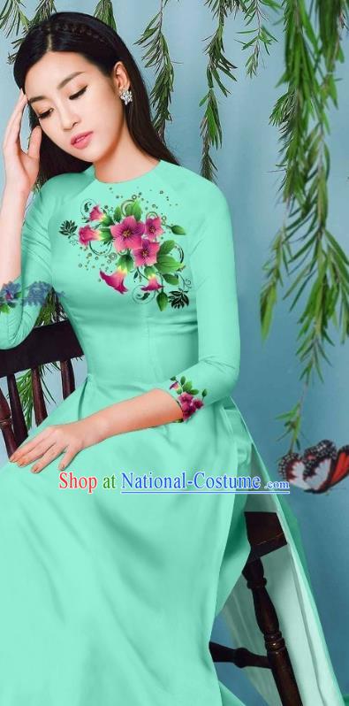 Light Green Long Dress Cheongsam with Loose Pants Outfits Traditional Vietnamese Beauty Fashion Asian Vietnam Ao Dai Clothing