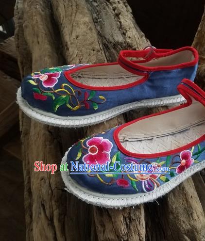 Traditional Chinese Ethnic Embroidered Flower Navy Satin Shoes National Shoes Hanfu Shoes for Women
