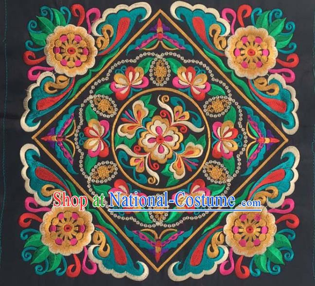 Chinese Traditional Embroidered Flowers Butterfly Patch Decoration Embroidery Applique Craft Embroidered Square Accessories