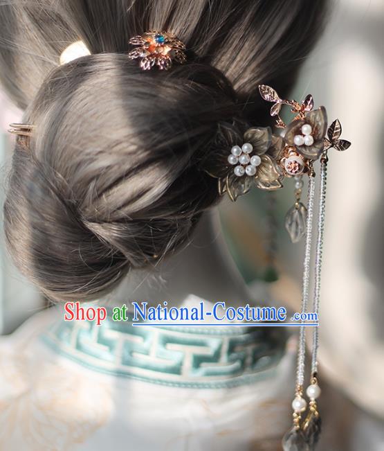 Handmade Chinese Beads Tassel Hair Clip Traditional Classical Hanfu Hair Accessories Ancient Grey Lotus Hairpins for Women