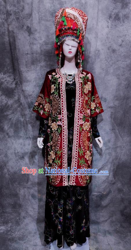 Kyrgyz Traditional Costumes Fifty Six Ethnic Minorities Dress Up